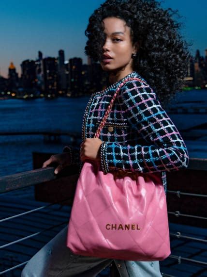 chanel 22 bag size|chanel 22 bag large.